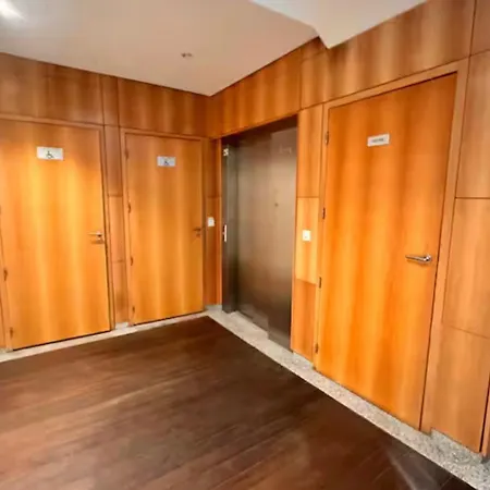 Victoria Palace T2 De 50m2 מנטון