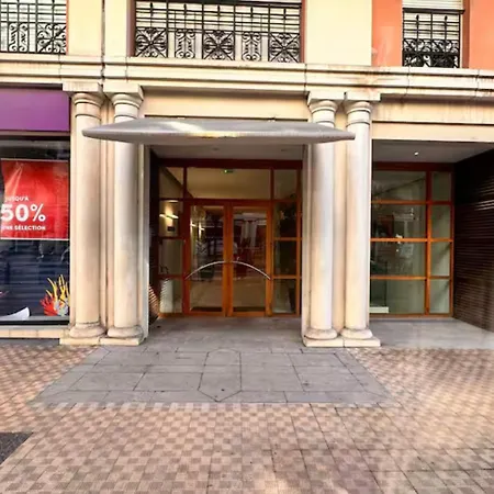 Victoria Palace T2 De 50m2 דירה