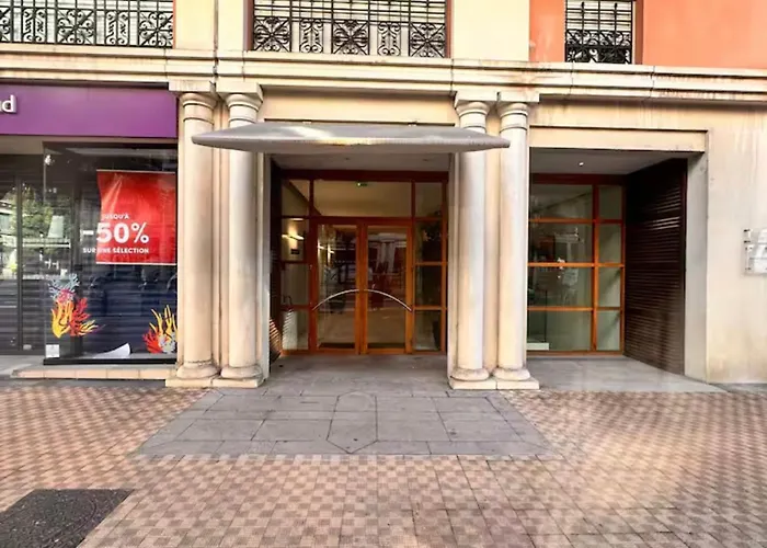 Victoria Palace T2 De 50m2 Appartamento